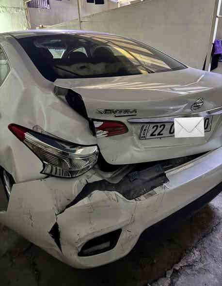 سلام عليكم 
نيسان سنترا 2025 سياره جديده ماشيه 20,000 فقط تعرضت لحادث ابيع ع وضعها السياره كفاله غير  الحادث ابيع بل يرضي الله الي متعجبه السياره كلمه طيبه منه ويعبر المنشور 

رقم اربيل تحويل ثاني يوم هزه وسنويه ورقم كله جديد 

السعر خابر وتدلل 
للاتصال ***********
