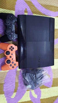 للبيع بلاي ستيشن 3 سوبر سليم نظافه 100% جهاز غير مفتوح اون لاين للعلم ...