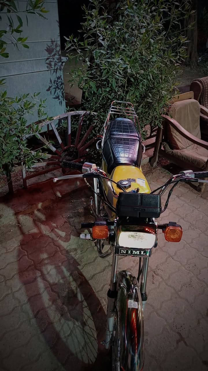 سلام عليكم اخوان دراجه البيع امتياز دراجه نضيفه موديل 25،--رقمي ***********
