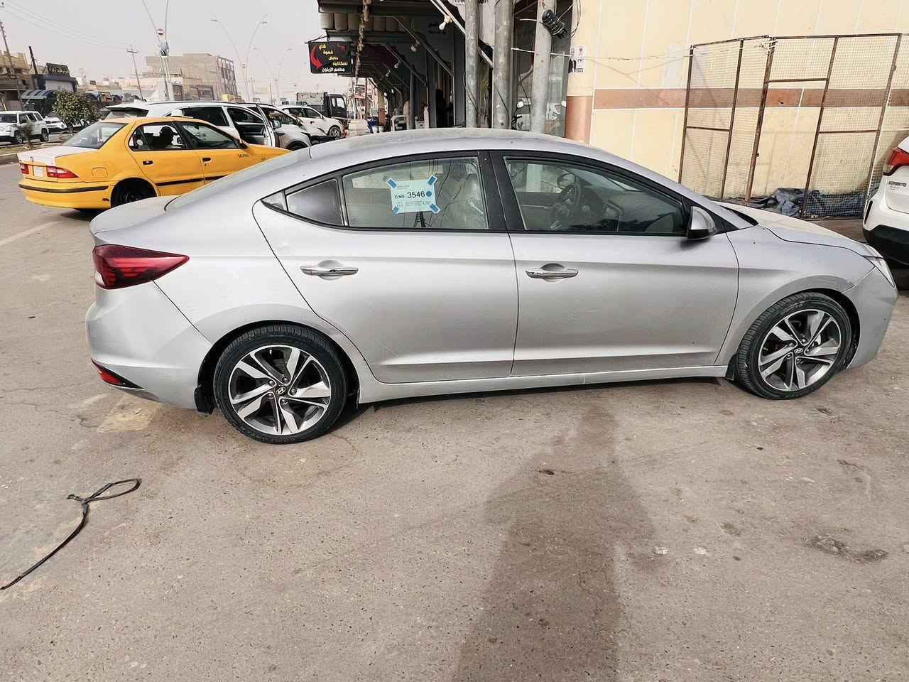 النترا موديل 20 وارد امريكي كير. أي تي رقم ذي قار حره بسمي  جديده السياره بالحقيقه احله من الصور سعرها 125وبيها  مجال بسيط 
الاتصال على الرقم ***********
