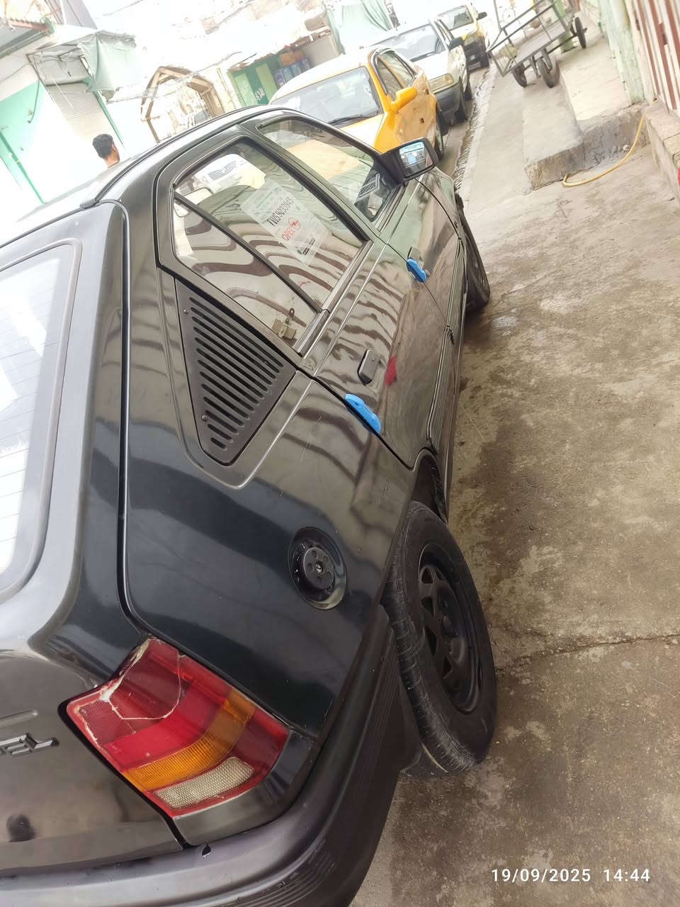 اوبل كاديت للبيع 
محرك 16 
كير توماتيك 
سلايد فتحة سقف 
سيارة بيها شخوط بسيطة 
سعر 32 بيها مجال بسيط
