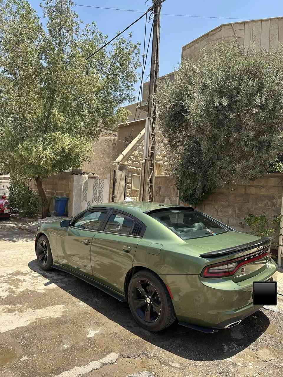بسم الله ما اشاء الله
للبيع فقط 
دوج جارجر 2019 sxt v6 وارد خليجي
لون مميز زيتوني
رقم بغداد سنوية باسمي الرقم الجديد تحويل ثاني يوم
ماشيه 120 كيلو
الحادث صبغ جاملغ خلف الراكب
وبارد جاملغ السائق ضربه خفيفه
السونار موجود  
بدون ايرباك شاصي ولغود كفالة
دوشمة وحدادية وتبريد وتايرات جديد
مواصفات sxt معروفة
السيارة جاهزة ما بيها اي نقص وكلش معتني بيها من بانزين وزيت

رايدها ب 257 بيها مجال كلش بسيط 
مكاني بغداد الدورة
***********
