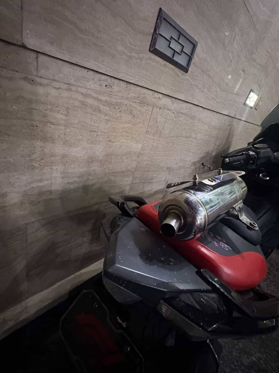 مكلف بالنشر
سلام عليكم صالنصه سكنس و جي تي ار ام الحساس مستعمله اسبوعين للبيع ٩٠ قفل قفل
تواصل واتساب ‪+964 776 877 4529‬
