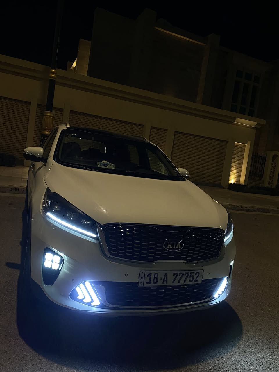 لسلام عليكم 
‌‎كيا سورنتو 2020 كويتيه  
رقم مميز 
ماشيه 70 الف حقيقي 
6 سلندر 7 راكب. 3 قطع تبريد 
 جديد ‌‎سياره بمعنى الكلمه ‌‎ 
كويتي
مواصفات : اوتو هولد
4 كامرات 
كشنات الاماميه تدفئة تبريد
الكشنات الخلفية تدفئه 
‌‎بصمة أبواب سايد بريك كهربائي
شاحن وايرلس كشنات كهرباء
‌‎جنطه كهرباء لايت زنون 3 عدسه‌‎
‌‎4 انضمة قياده 
‌‎شاشه كبيره اصل جي بي اس 
‌‎حساس امامي وخلفي
‌‎مري شفط ويا البصمه ‌‎
‌‌‌‎تحكم استيرن فول 
‌‎حاكية : ابلوتوث : اوكس
‌‎لايت زنون بك لايت لد 
‌‎اضواء ترحيب بلادية
‌‎علامة سورنتو إضاءة بالدوسة
‌‎مرايات شفط وي البصمه 
 وَيْل 19 اكروم
للأستفسار ***********
مكان السياره كربلاء المقدسة
