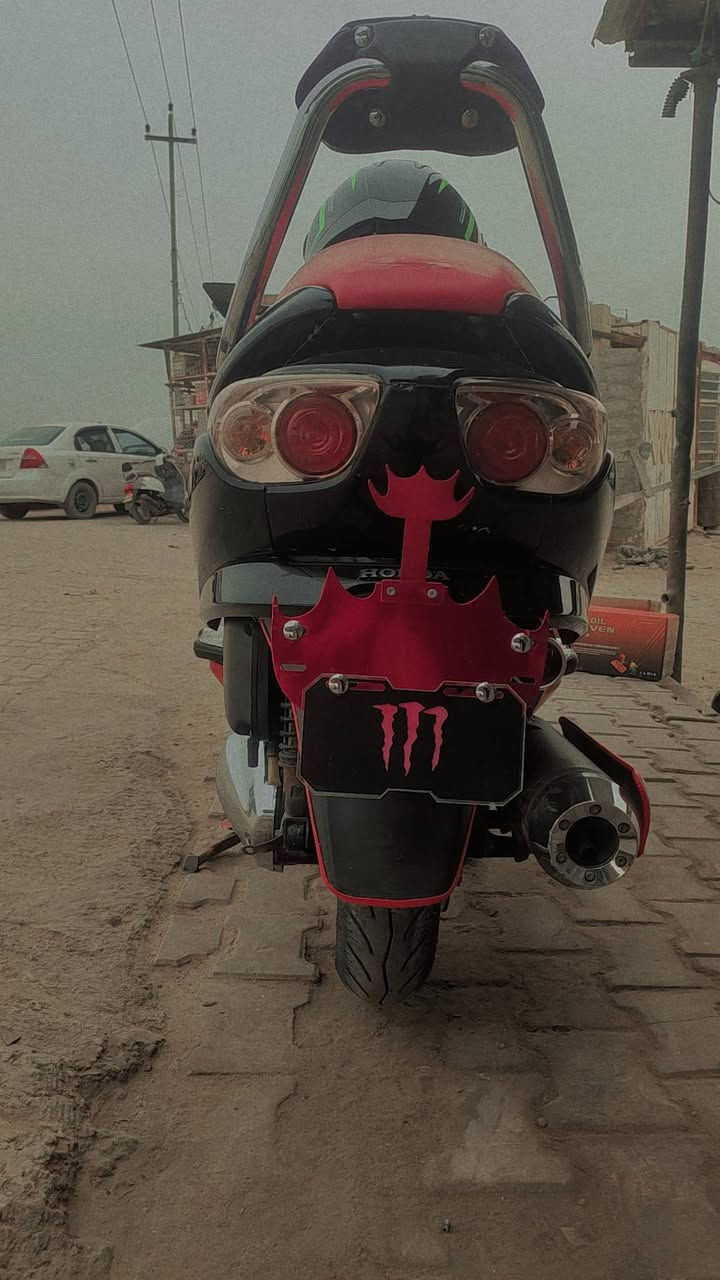 السلام عليكم 
Forza  08 كرستال للبيع
كفالة عامه 
وراقه كامه وكمرك
جادر وياه احمر SAW
خوذه وياه  اصليه A6
تزويد يخبل 
وجه بومه 
تجوه 
عيون شيطان احمر 
منضومه زنون ثلجي عالي ناصي 
فدراليات
نيكلات 
دوشمه 
دواسات نيكل
هورنات سيدان

شراي بي خير ويدلل
مكاني النجف المشخاب
السعر. 1800(مليون و800)
رقمي ***********
