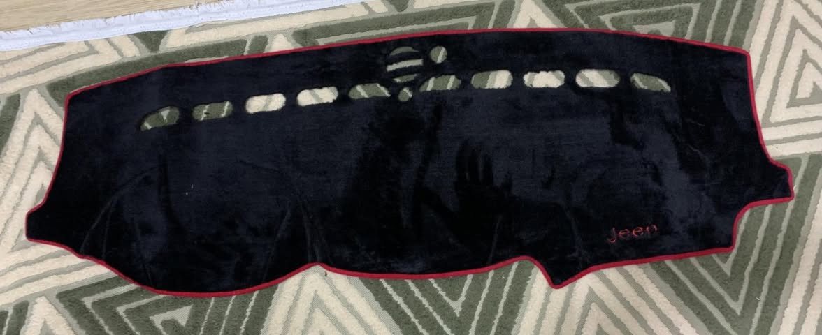 السلام عليكم 
تتوفر 
فرشة دشبول
جيب لاريدو 
نوعية ثخينة 
قضيفة درجة أولى
للاتصال واتساب 
0771 365 8670
