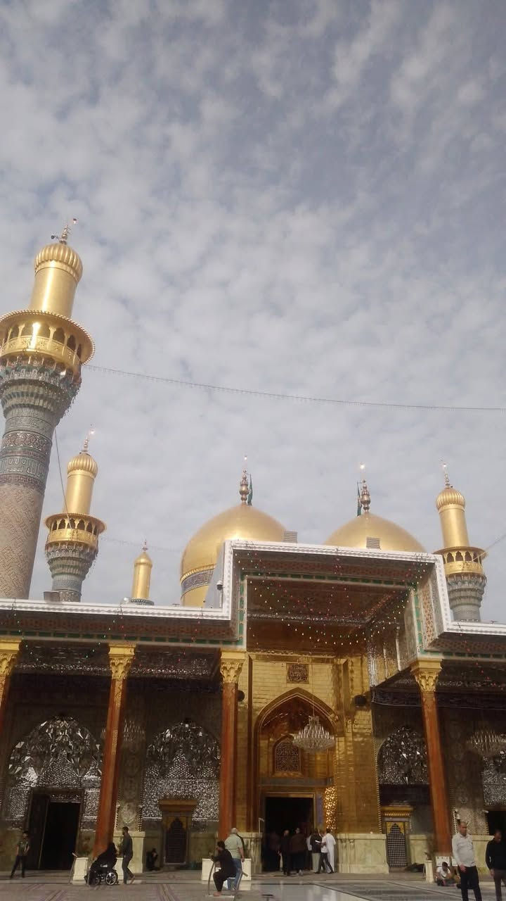 تعلن حملة صاحب الزمان عن رحلتها يوم الاثنين إلى الامام الكاظم عليه السلام بعد صلاة الظهر مرجع النفر 6 تجيك السياره للباب ومن الله التوفيق للحجز مراسلت الصفحة أو الرقم ***********
