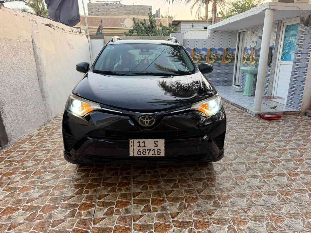 السلام عليكم للبيع راف فور موديل 2018 

رقم بغداد دولي بسمي محرك 2500 جديد 

تبريد ثلج رادر امامي وخلفي صدر جديد سيارا 

جديده بمعنى الكلمة ماشيه (128كم) بدون 

ضرار بيها 4 قطع صبغ أبيع حزام اثر شخوط  

سعر 123 وبيها مجال العنوان ديالى رقم 

الهاتف ***********
