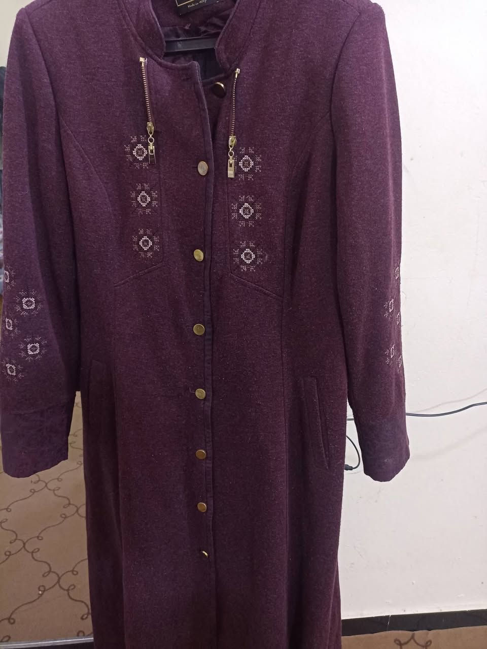 بنات عندي جبب ملبوسات مره مرتين كلهن سعرهن  10لاف  دينار حجز خاص قياس 46الى 48وتساب فقط بنات ‏‪0776 207 5384‬‏
