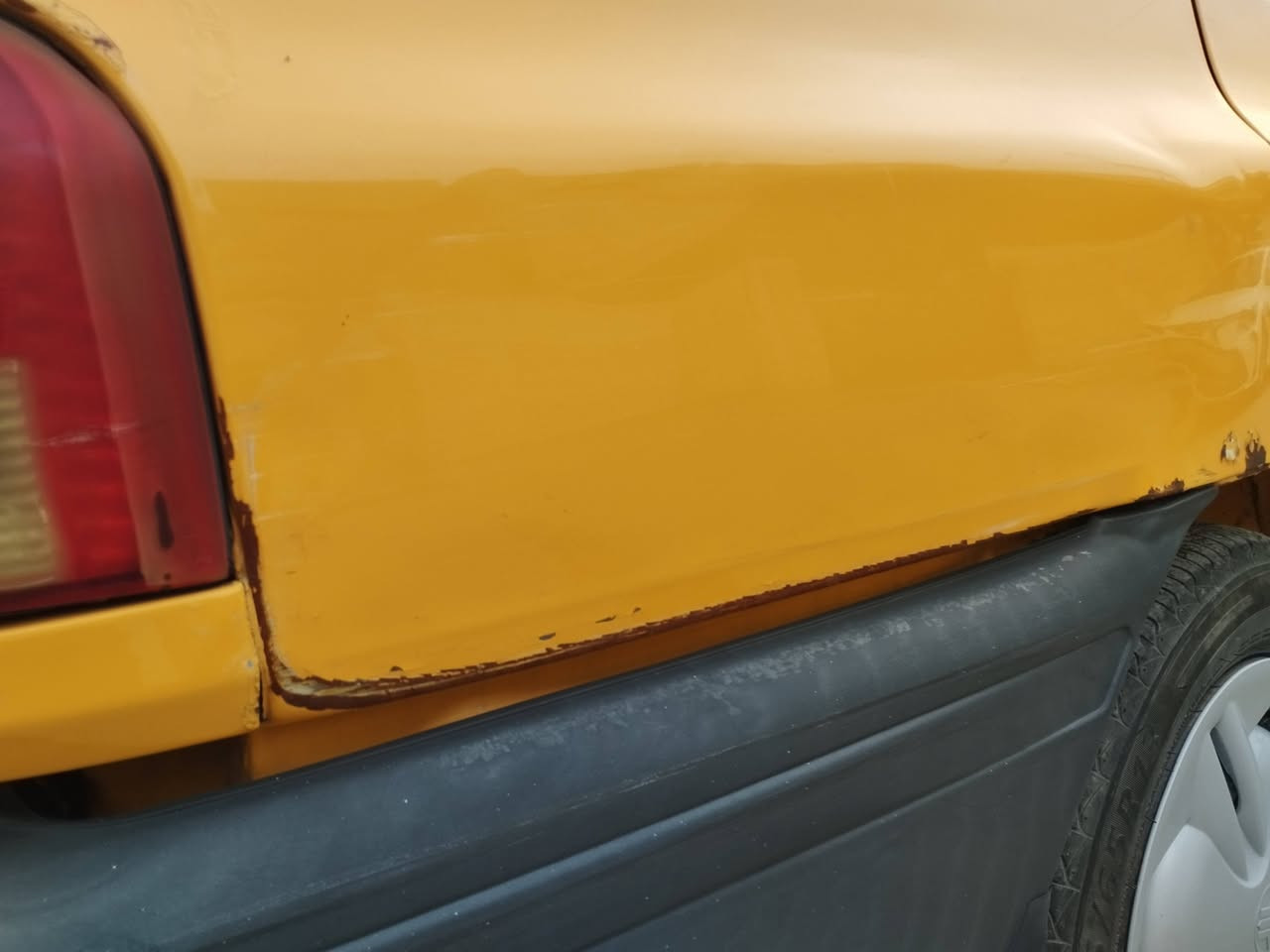 موديل 11 دشبول نفخ كير ومحرك شواصي كفاله تبريد شغال سنويه باسمي بعدها لشهر العاشر مصفره هيئة عليها غرامه 100 اني ادفعها ***********
