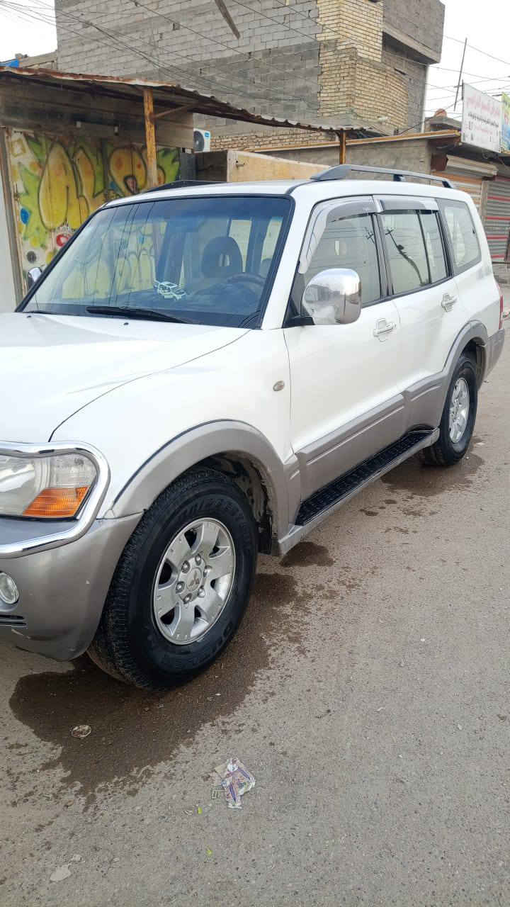 السلام عليكم مرخصت الادمن بيجيرو بغداد 2007 بسمي امداور ثاني يوم سياره مكفوله امنل ضربه بيها مكانات صبغ اثر اشخوك اوجراد كهربايتها كلها شغاله مكينه جديده منضومت تبريد كمله تخم تاير السعر 90 اوبيها مجال او امراوس حسب القناعه للتفاصيل اكثر اتصل اوبيك خير ودالل🌷 ***********
