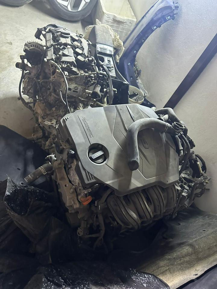 ع بركه الله توفر غراض توسان سبورتج 22/25 وارد امريكي


**إذا كنت صاحب هذا الإعلان وتريد حذفه لأي سبب، رجاءا أرسل رسالة إلى الدعم الفني**