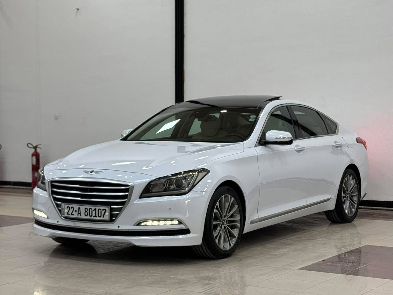 السلام عليكم شباب سيارة جنسس موديل ٢٠١٥ خليجية للبيع مروس حسب قناعة بيهة بار صفحة سايق وبيه جاملغ خلفي وأمامي السعر ١٦٠ وبيه مجال ***********
