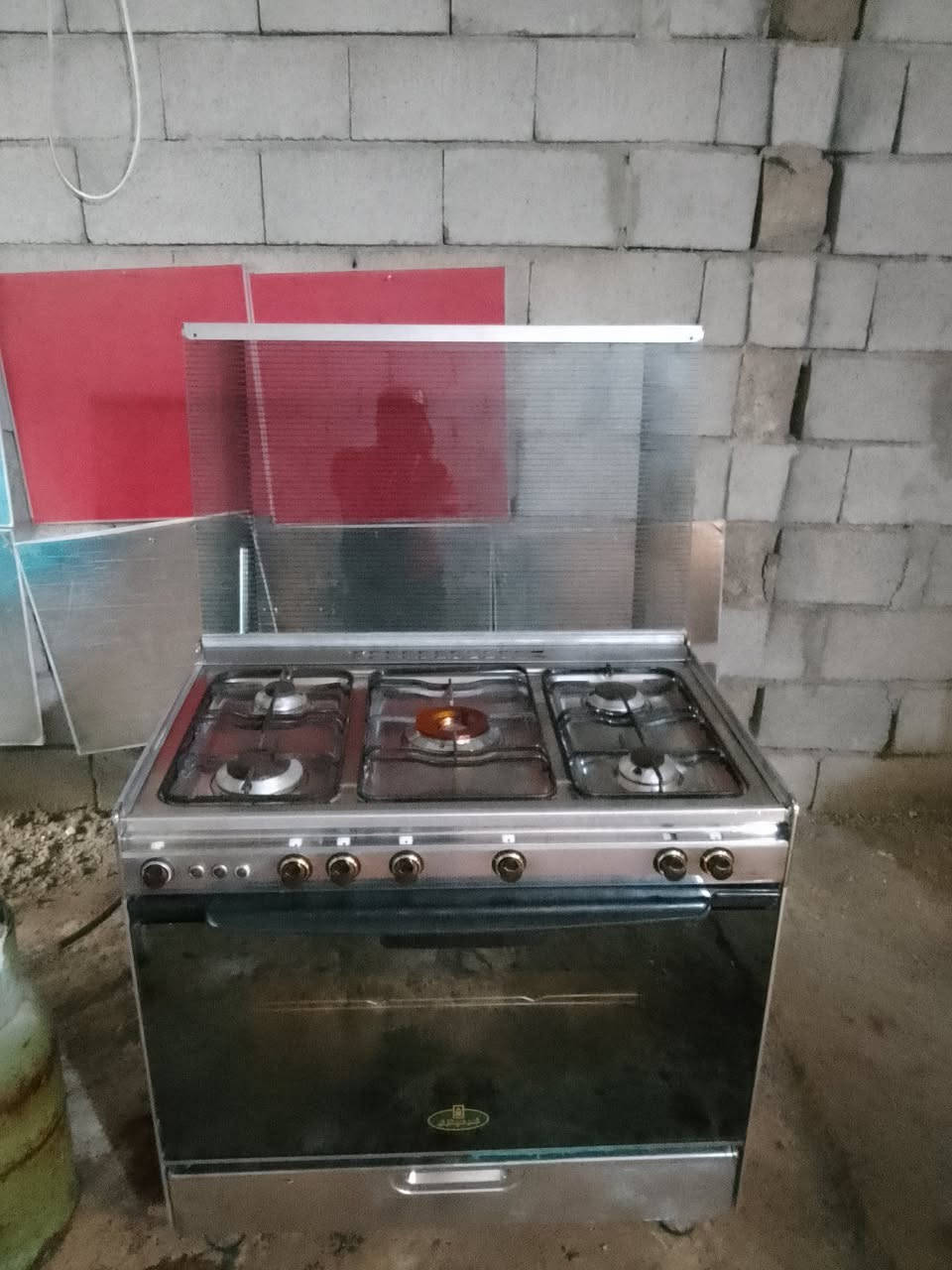 بيع او معارض مع طباخات تعبانه والفرق حسب الإتفاق والقناعه 
طباخ كريازي مصري ستيل 
عيون وفرونه شرط التشغيل 
جدا نظيف 
نظام بواري 
السعر 175 ألف 
للبيع او معارض مع طباخات تعبانه والفرق حسب الإتفاق والقناعه 
يارمجه الشرقيه الاولى 
*********** واتساب واتصال 
*********** اتصال
