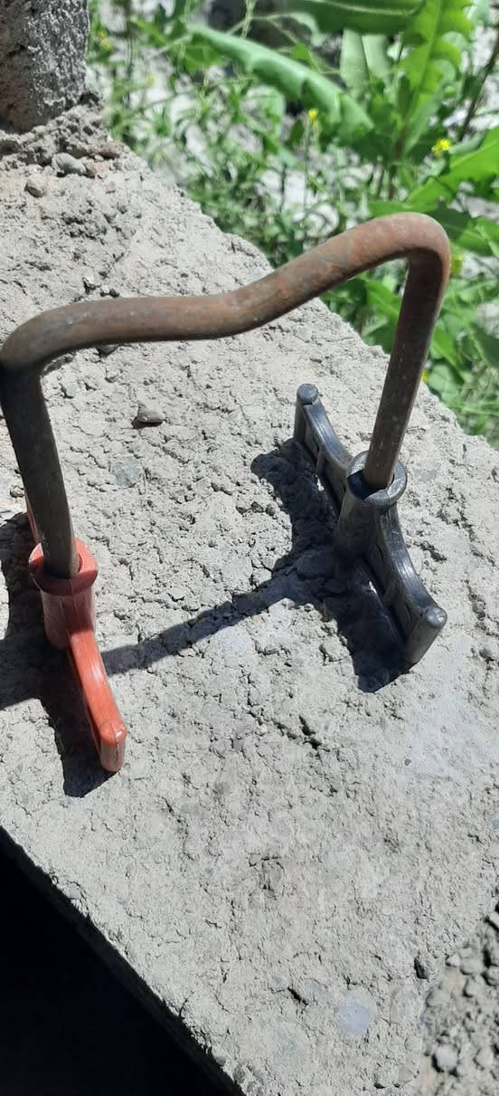 السلام عليكم
عندي ٦ شياش روطات ابو ال١٢ كلهن بسعر ٥٠ الف
و ٣قطع طول ٣م
و كراسي هندسية مال تسليح ١٧٠ قطعة سعر ٣٠ الف

و كونكريتات هندسية مال تسليح ١٢٠ قطعة بسعر ١٥ الف 

مكانهن بدر ، الي يريدهن يتفضل خاص


**إذا كنت صاحب هذا الإعلان وتريد حذفه لأي سبب، رجاءا أرسل رسالة إلى الدعم الفني**
