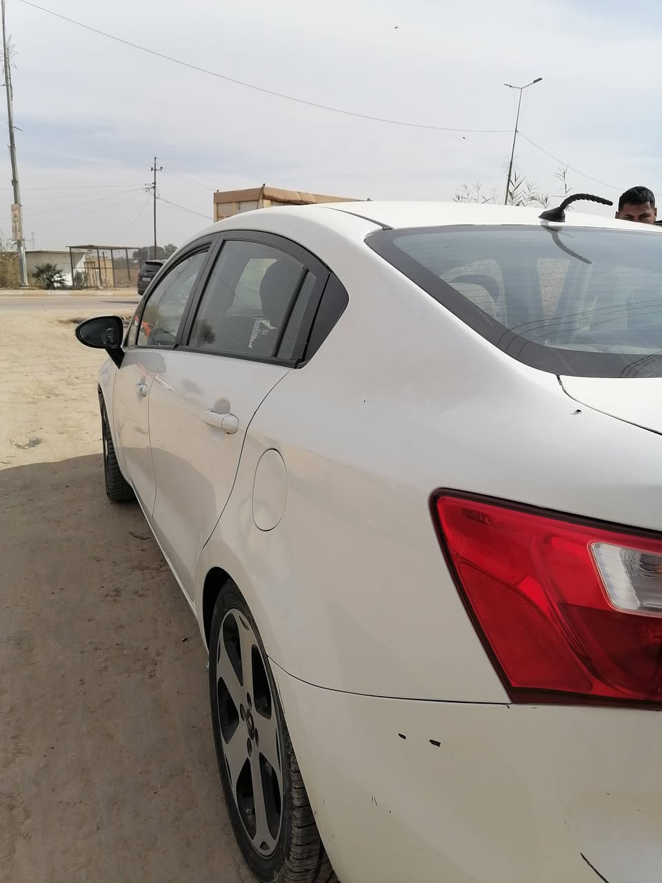 سلام عليكم كياريو موديل 2015 خليجي سياره فول عدا البصمه بيها بارد ب قبق الجنطه مكينه مفتوحه كير مكفول  سنويه ساقطه رقمها قادسيه 
السعر 102 وبيها مجال 
مكانها الديوانية قضاء الحمزه الشرقي 
غير متواجد ع الفيس مكلف بالنشر اتصل ع الرقم وبيك خير وتدلل ***********
