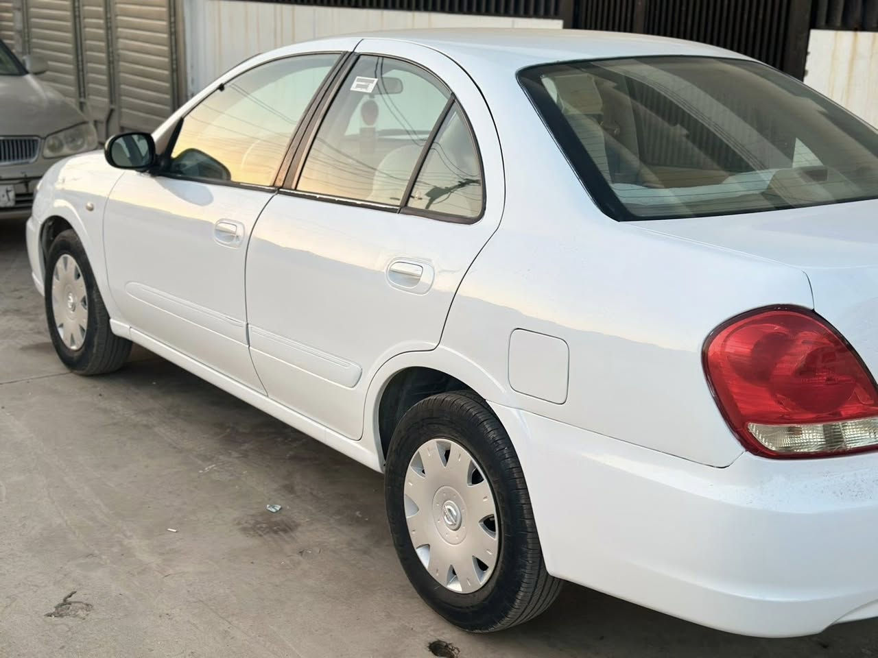 نيسان سه نى يابانى ٢٠١٠ ناوزه رد چوارجام كاره با سه نه ويو ره قه مى تا ٢٠٣١ تازه ته حويلو خرامه به شه رت مه كينه و گيرى به شه رت سه ياره كه ته كسى بوه كراوه به خسوسى پيشو دواو شانو سه قف به شه رت مالى دوسته زور جوانه سه ياره كه ٧٣$ وه ره قه و كه مي مه جال ***********
