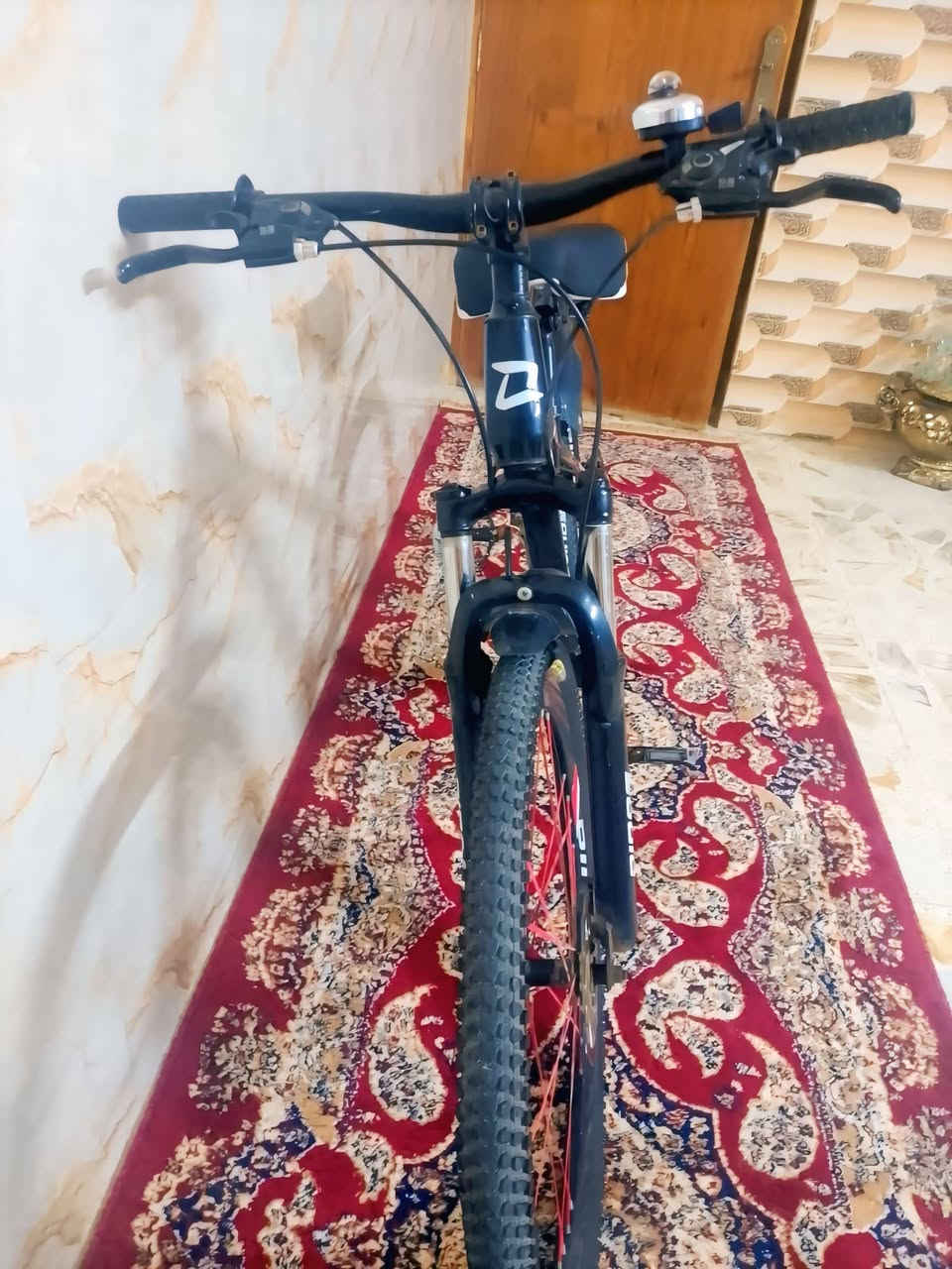 بايسكل جبلي جديد  للبيع   بسعر مناسب  ولستفسار ***********
