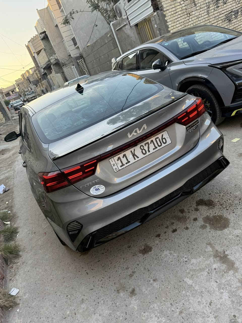 سلام عليكم. فورتي ٢٠٢٤.  السياره. فول عدا الفتحه. جي تي. لاين بيها. بنيد فقط. بدون شواصي اريد مراوس بجارجر فقط.  للتواصل ع رقم ***********. بي واتساب  فقط 
هاذا اتصال ***********
