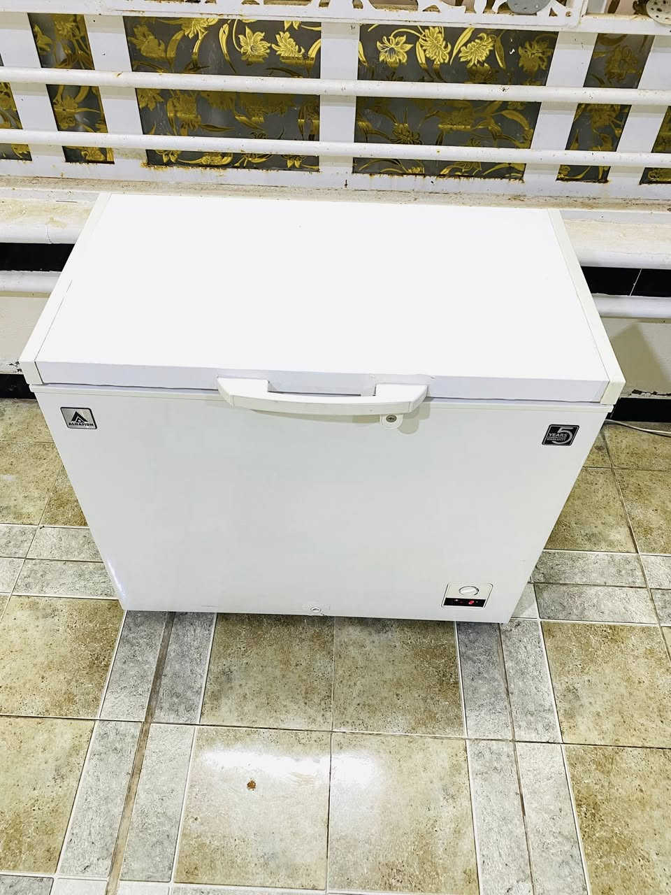 ثلاجة حجم وسط 12 قدم  مستعملة ونظيفه كلش شغاله وتجميده فول علئ الفحص وضمان شهر للبيع_محاويل _بعلوان  _السعر 175 الف


**إذا كنت صاحب هذا الإعلان وتريد حذفه لأي سبب، رجاءا أرسل رسالة إلى الدعم الفني**