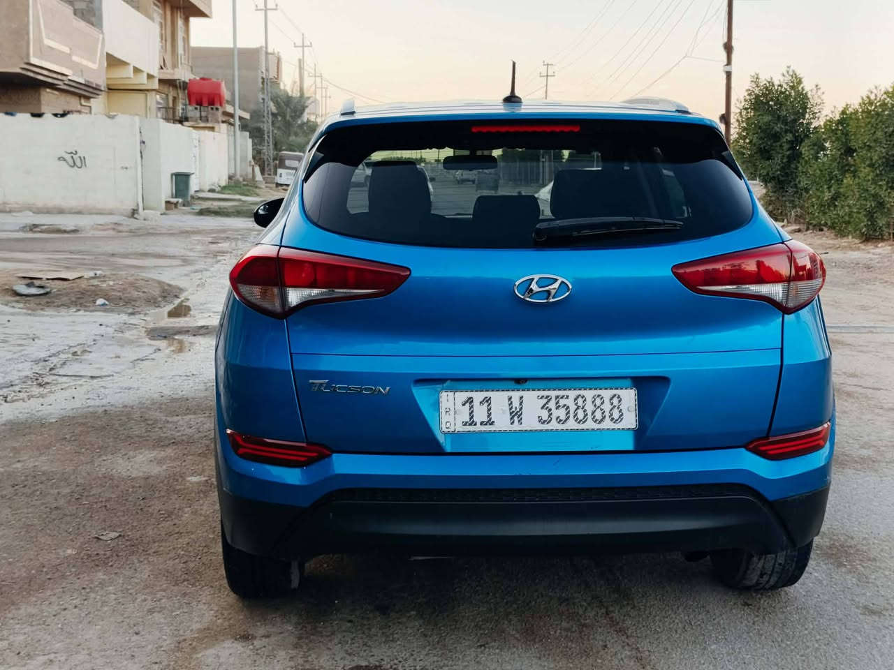 السلام عليكم توسان موديل 16 محرك 2.0 وارد امريكي حدثه مثل ماموضح 
بل صوره فقط مكاني بغداد رقم نكليزي
سعره 163 
رقم *********** و الرقم بي واتساب
