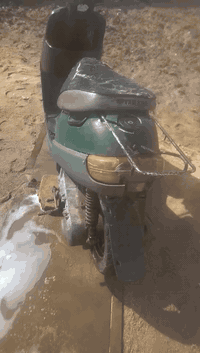 السلام عليكم درجة بتر لبيع مكينه ناعمه مفتوحه بس الكلوب الكدام يشتغل دراجه جديده حلوه مرتبه او مراوس بدراجه مكاني ناصريه مركز على طريق ذي قار السعر 150 ***********
