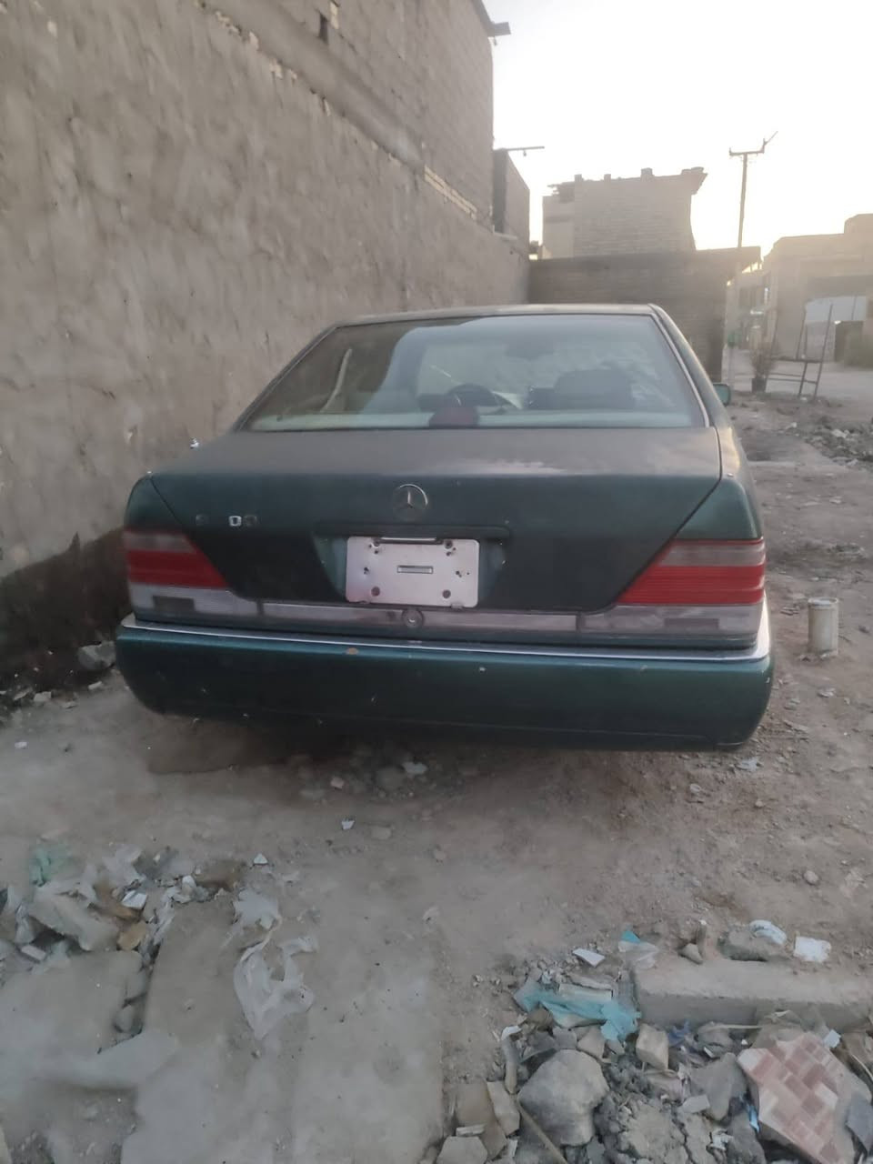 مارسدس شبح موديل ٩٢ رقم بغداد محرك خراطيم المحرك الكبر خير من الله الشر نظيف وحلو الغرفه يرادله ترتيب السعر ٥٠ وقع وبيه مجال *********** مكاني بغداد الشعب
