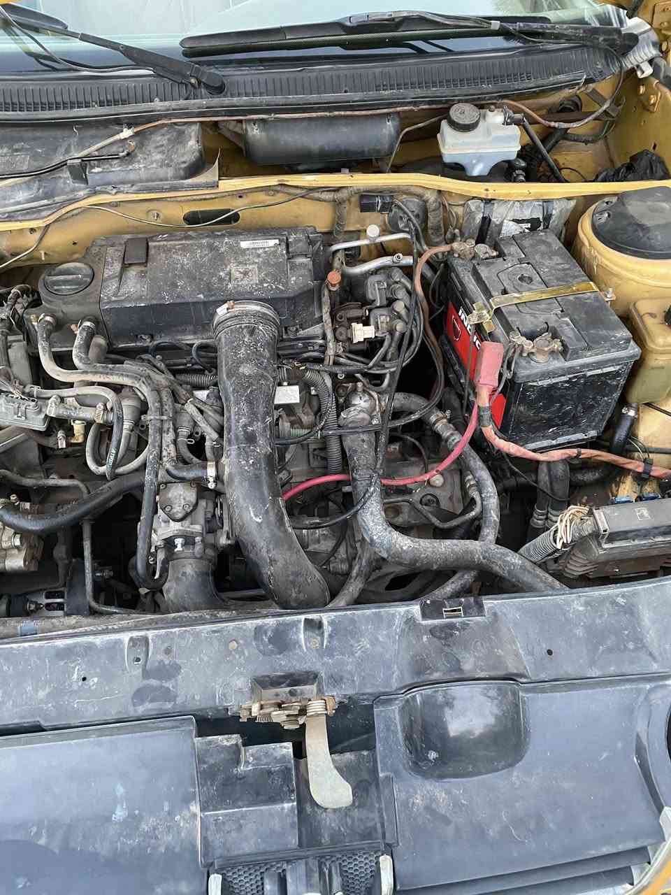 السلام عليكم بيجو٤٠٥لبيع ارقام إنكليزي السنوي ٣٢غاز بانزين مكلف بل نشر  رقم صاحب السياره***********
