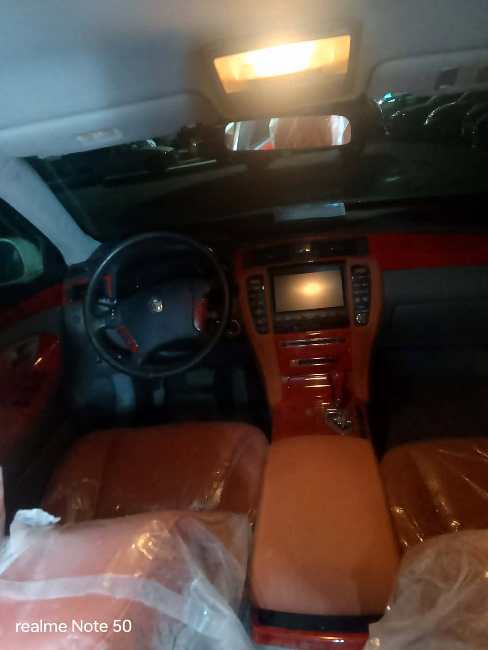 شاینە بڕاوە ٢٠٠٥ سێ پەردە سەلاجە فول بەس سڵایت نیە گەورە بە گەورە  ناو قەیسی
سەیارەکە بەس ماشەڵای ئەوێت

٤٩ $ مەجال

***********

شوێن سەید سادق
