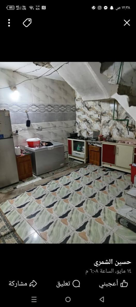 سلام عليكم
نص قطعه للبيع طابقين 100 متر 
الطابق الثاني ساندويج 
الموقع مميز منطقة الشمري مقابيل جامع قائم ال محمد ثالث بيت عن الشارع 
السعر 59 مليون 
للاتصال واتساب ***********
