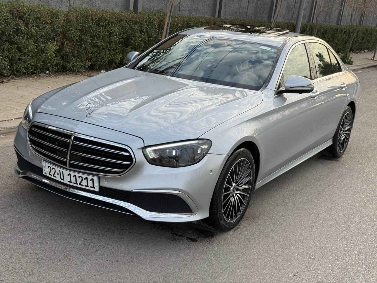 ‎‏
السلام عليكم

مارسدسE 450  2023  🇩🇪🇩🇪🇩🇪 

MERCEDAS BENZ E450 AMG V6 Twin turbo

#انسب سعر

‎🛑فتحه سلايت 
‎🛑 كامرات عدد 5 
‎🛑. حساسات 360 درجه
‎🛑. رادارات امامي خلفي جوانب 
‎🛑. شاشه حجم الكبير متصله 
‎🛑. سماعات برايمستر
‎🛑. داخل قرميدي  
‎🛑.  وكشنات داينمك كشنات مساج 
‎🛑 كشنات تدفئه + تبريد 
‎🛑. لد 64 لون متغير 
‎🛑. اتو هولد 
‎🛑. اتو بارك 
‎🛑. سياقه ذاتيه 
‎🛑بصمتين شركه 
‎🛑 كلاس سترين s
‎🛑 صفر مسج مابيه اي نقص جديده جداً 

السياره طختها جاملغ امامي فقط بدون دواخل وبدون اريباك وشرط الفحص 

ماشيه ٢٣ الف فقط 
‎. رقم أربيل تحويل مباشر  

السعر ٤٤٠  💵💵

*********** ☎️ أربيل, العراق
