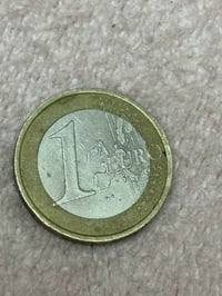 عملة معدنية • يورو واحد