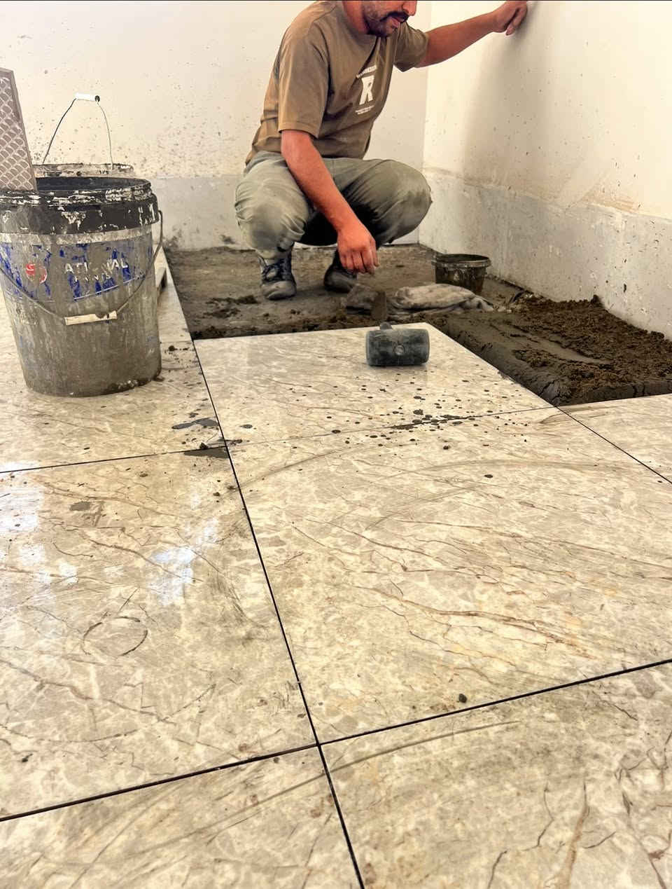 *********** كادر لعمل التطبيك الكاشي بسعار مناسبه ع متر او مكطوعه وشغل ضمان استلام مهندس  تحب تشتغل اتضفل  خاص او تتصل برقم ***********
