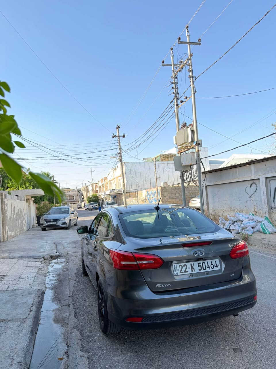 ford focus 2018 SE 
مواسفات فول ته نها سلايد نيه 
گيرو  مكينه به شه رت نه كرايته وا
مكينه مرغوب V4 
 ٦ پارجه سبوغ بي زوري 
٧٨$ كمك مجال
شوين:هه ولير
***********
فايبر////واتسئاپ أربيل, العراق
