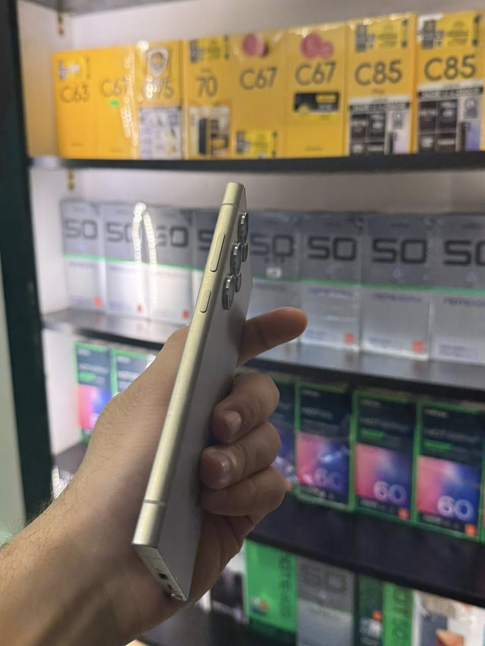 السلام عليكم
كلاكسي s24 الترا
ذاكرة 256
الجهاز نضيف مكفول لا مفتوح ولا مصلح فقط بدون ملحقات
السعر 850 قفل من الاخير سعر ثابت
مكاني بغداد
***********
