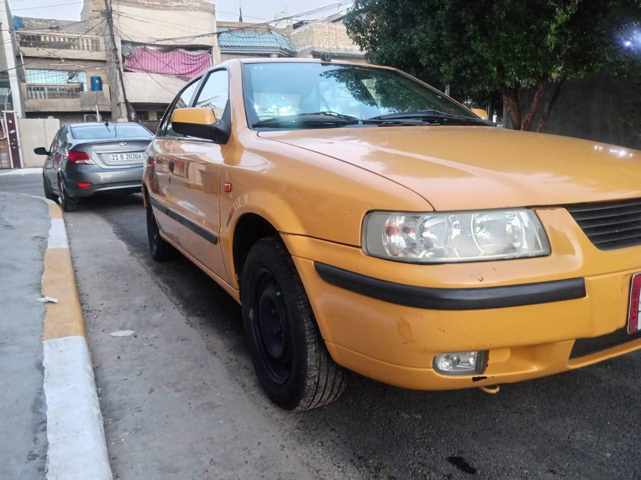 السلام عليكم سمند 2011 مكفوله من الطخه والصبغ والخياس اجلكم الله عده بارد قليل مكينه شرط مامفتوحه لاتنقيص ولاتبخير ع وضع الشركه برغي مامفتوح بيها تبريد تدفئه صدر تايرات جاهزه بس دبل مال مشط ستيرن وبربرن كلچ بي صوت فقط السعر 49 وبيها مجال ابيع شرط السونار سنويه 2029 بسمي مصفرة هيئه وغرامه بغداد الجديده 
***********
