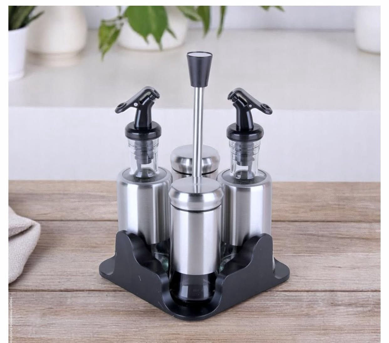 طقم توابل وزيت (Condiment Set) مكون من 4 قطع مع حامل أنيق، وهو مصمم لتنظيم المطبخ وتقديم المكونات السائلة والجافة بشكل عصري.


**إذا كنت صاحب هذا الإعلان وتريد حذفه لأي سبب، رجاءا أرسل رسالة إلى الدعم الفني**