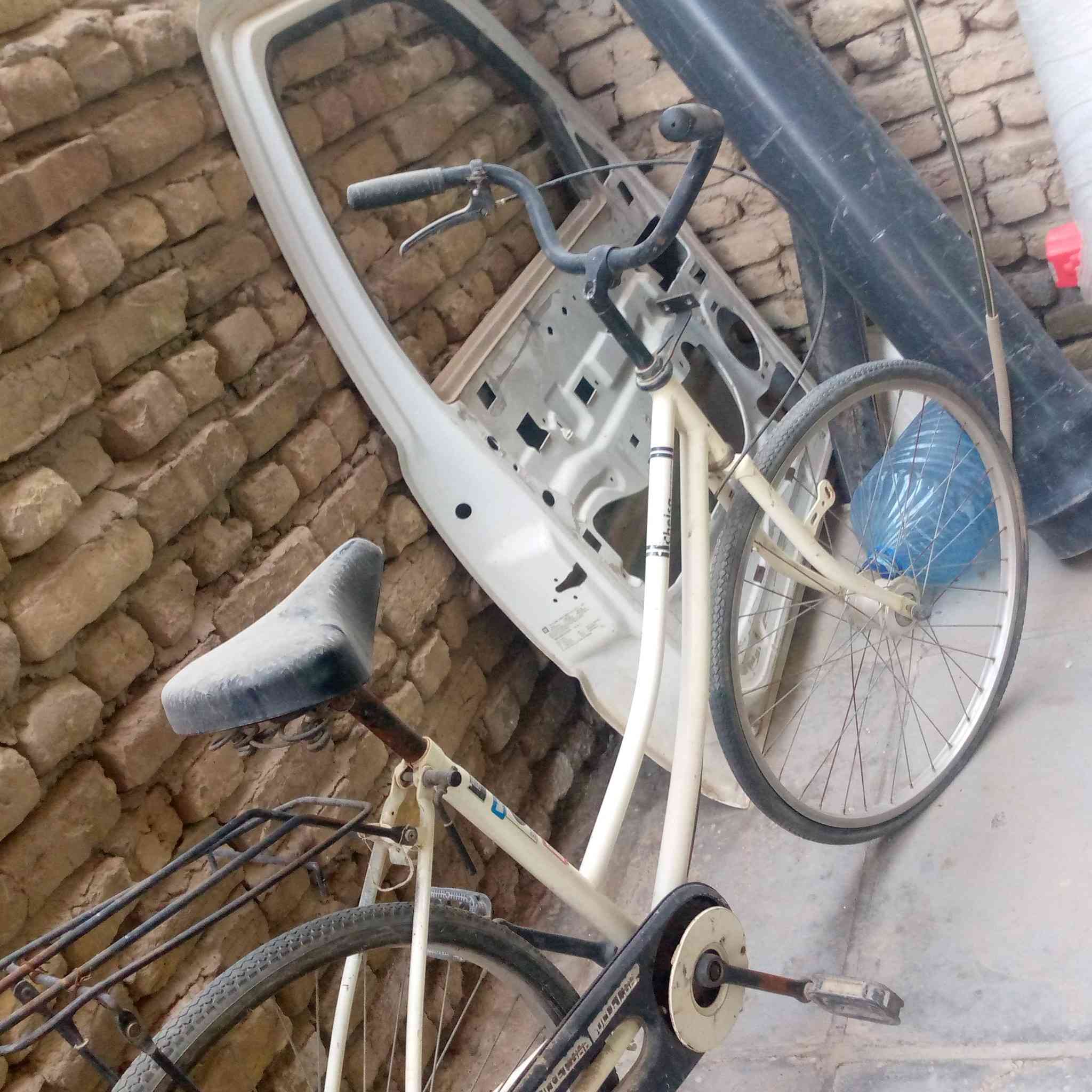 سعر 75 الف بيه مجال


**إذا كنت صاحب هذا الإعلان وتريد حذفه لأي سبب، رجاءا أرسل رسالة إلى الدعم الفني**