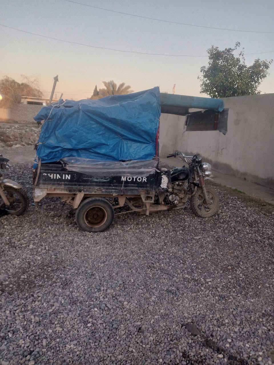 ستوتات لبيع ام تي ار شرط حطهن عد يمناك وحده محرك 25 وحده 21 قفلهن  مليون وثلث ميه مكاني شرقاط المحركهة 25 موديل 21 وهذيج موديل 19 وهلا بشرايه ***********
