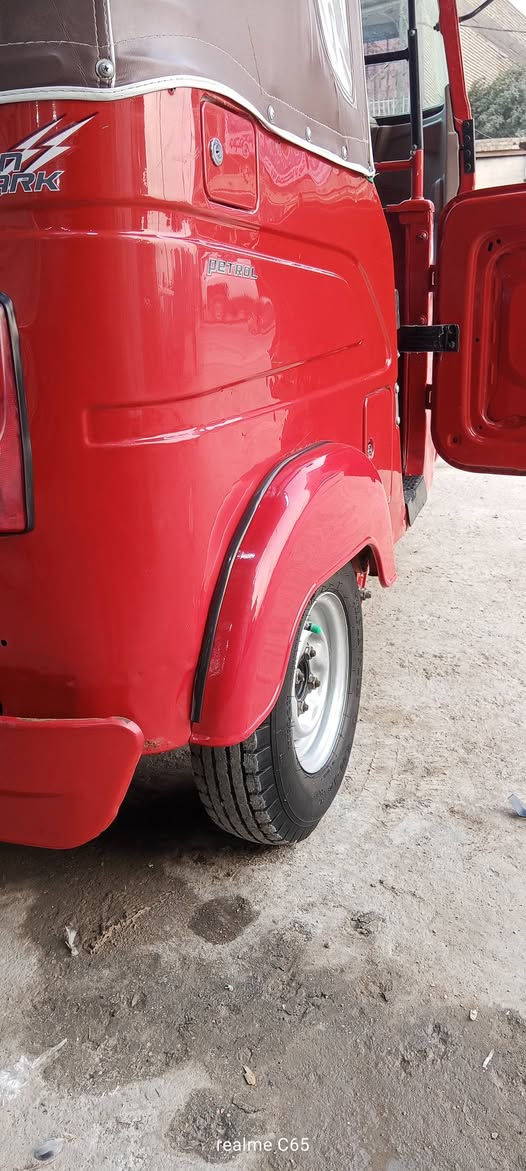 السلام عليكم. تكتك. 22. شهر 8 كفاله مكينه. وكشر. لغد بي بارد شبر وره ال بك لايت جوه بي اقل شبر بارد
هاذ رقمي وتأمورن امر. ***********
