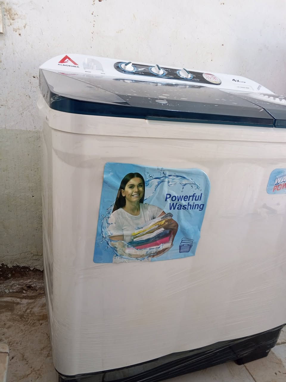 غساله للبيع جديدة بشكل استخدام قليل حته الكتلوك مالتها موجود فول اتو مواطير نحاس حجمها 40 كيلو 
#سعرها 140 وبيها مجال قليل مكانها واسط الزبيدية
#محل سيد احمد جوار المستشفى مقابيل الزراعة 
***********
