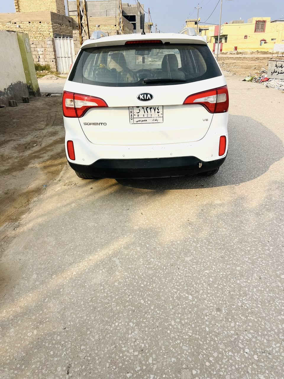 السلام عليكم اخواني سورنتو موديل 15 مكينه 6جديده بدون تبديل بدون صبغ مكفوله فقط بارد بسيط جداا ممبين وشخط بسيط  
رقم بغداد بسمي   سنويه لل28 العنوان الشوملي***********
