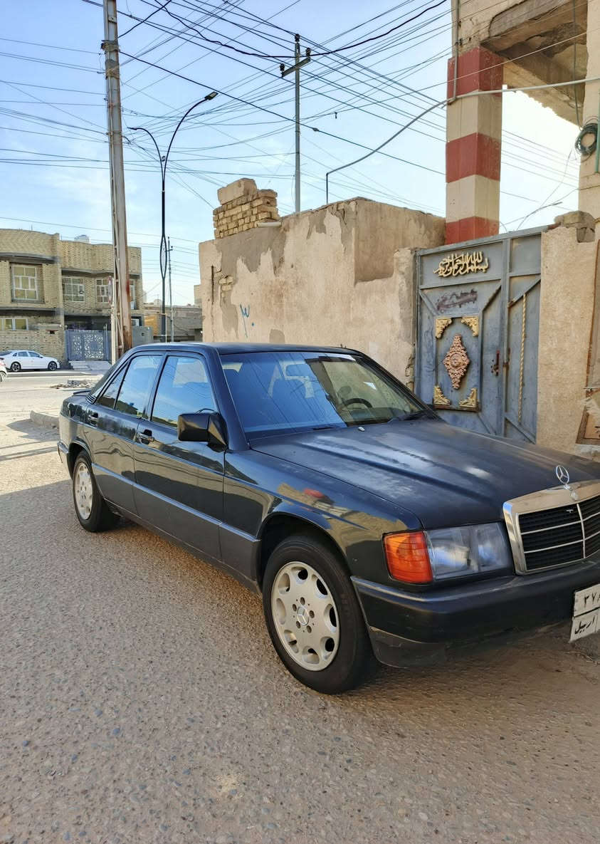 سلام عليكم مارسيدس 190E
تبريد تخم تاير   
كهربائيات كامله  قواعد 
دبل سليمه بدون خياس 

رقم اربيل مكان السيارة ذي قار 

السعر 47 قابل للتفاوض 

***********
