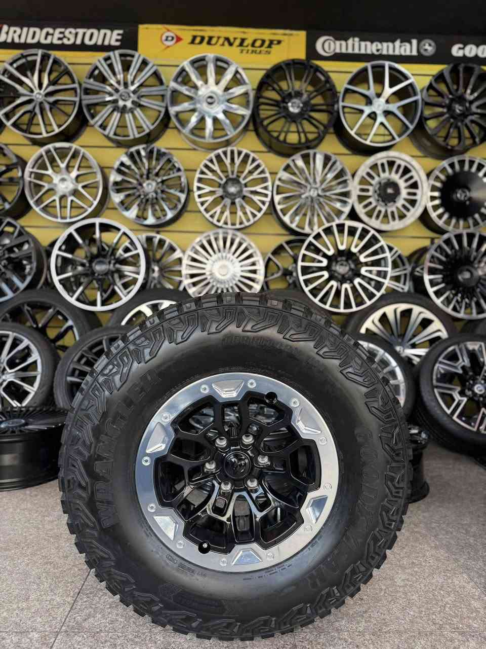 سلام عليكم
الاطارات ويل دوج رام
موجودة 
حجم18
٦براغى
موديل 2025
مال رام موديل جديد 
مال دوج رام موديل جديد 2025
￼ويل جديد 
الاطارات جديد 
***********
اسعار دذلى واتساب***********
