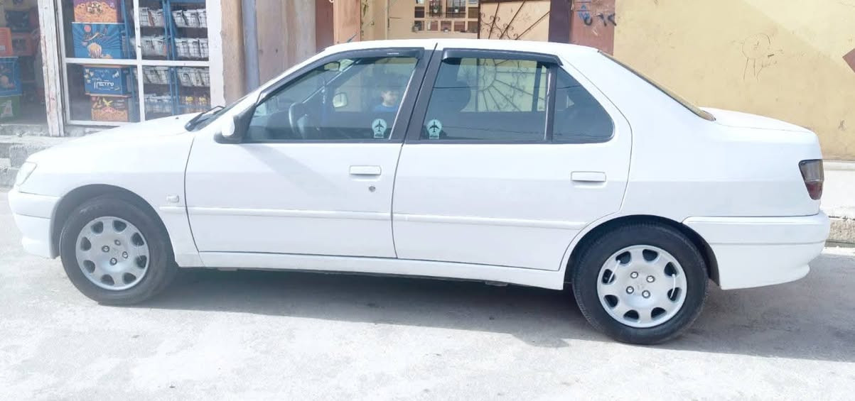 بيجو 306
موديل 2003
تبريد شغال 

كير شرط ✅

محرك شرط ✅

صبغ شركه ✅

كاربون بانزين بيها ✅

رقم دولي نينوى  ✅ 
  

شرط تحويل 

السعر  60 ورقة وبيها مجال قليل 

شراي :***********
