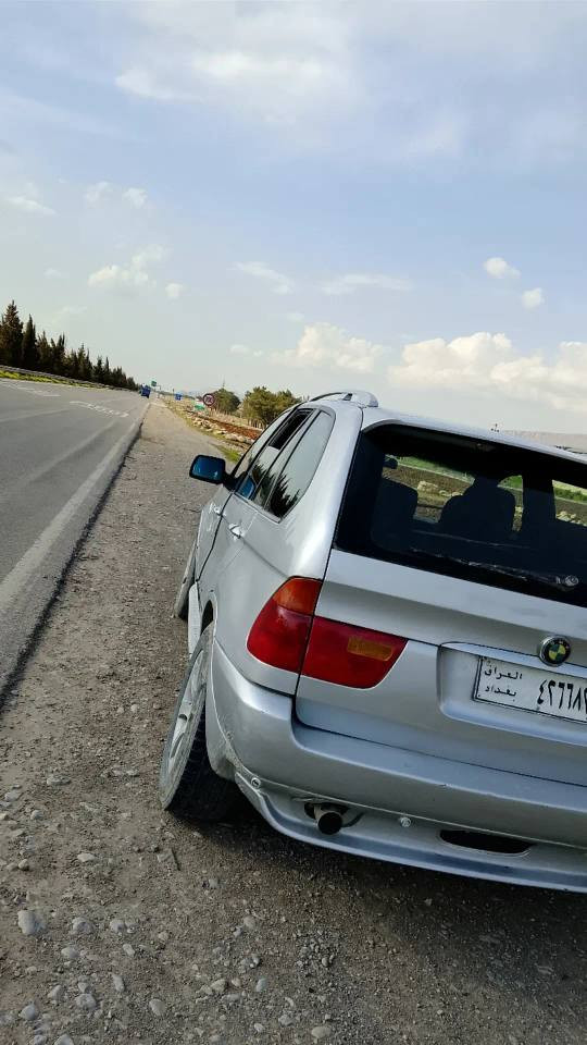 Bmw x5 2003 ئاڕم پلاستیک سلێمانی   قەپات مواسەفات موسوبڕاوە بەشەرت مەسرەفی تیانەیە زۆرپاکە ئۆتۆماتیکە   گێڕومەکینەی بەتە  چوارتایەی لۆک گۆڕینەوەش دەکەم بەشتێک بەدڵم بێت سعری36 مەجالیکەم ***********  *********** شربازهير, السليمانية
