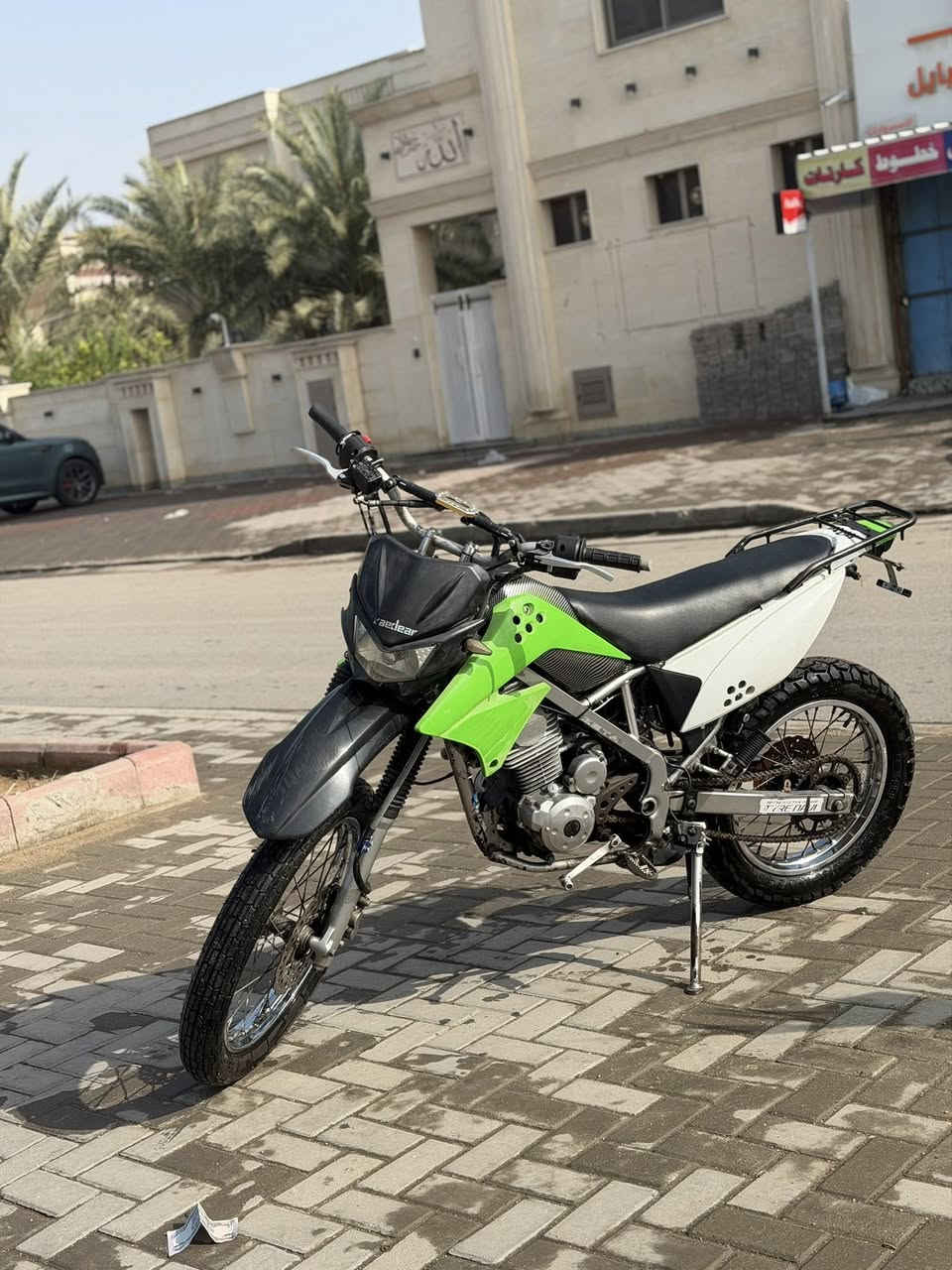 السلام عليكم اخوان دراجة قفاز ياباني نوزل الدراجة نضيفة خير من الله اريد مراوس ب كاوسكي  كون نضيفة و كاملة مكملة الدراجة برغي ب المكينة ما مفتوح منهة جيب فيتر وتعال افحص و اطيك بيهة ضمان سرقة و ضمان مكينة الي عندة كاوسكي يراسلني  او يتصل ع هاذة الرقم ***********+العنوان بغداد حي العامل
