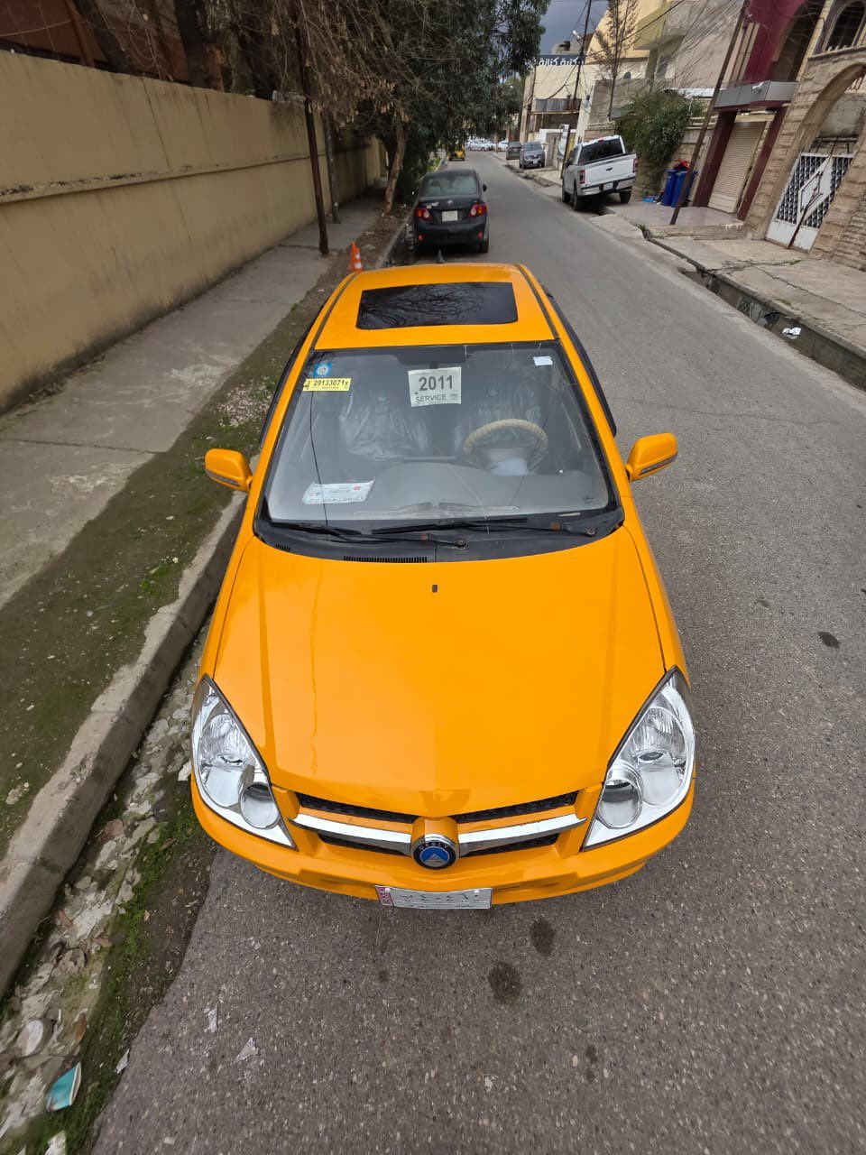 جيلي ام كي
السلام عليكم 
جيلي ام كي 
موديل 2011
رقم رقم بغداد مشروع وطني 
هيئة و غرامات صفر شرط التحويل 
بيها بارد بل جاملغ النفر والباب ومصبوغه عام للجماليه 
تخم تاير جديد 
ادامه كامل عليها سياره مال رزقه 
السياره ناقصها بس تبريد 
وترايك ع بغداد 
السعر 38وبيها مجال 
للتواصل
مكان سياره موصل 
 
***********الاتصال 
***********واتساب
