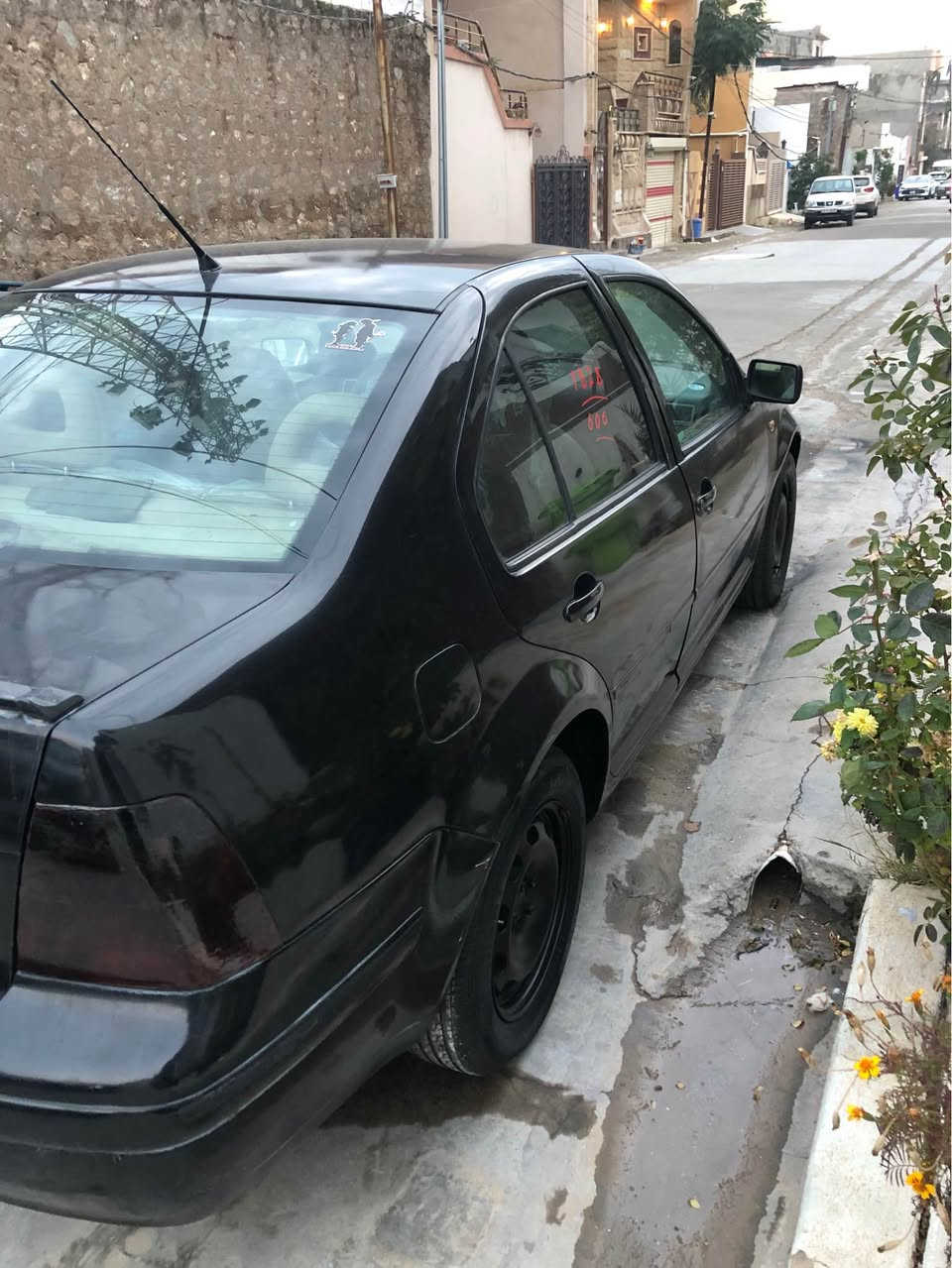 للبيع كولف بورا موديل ٢٠٠٢ محرك ١٨٠٠ كير اوتوماتيك بطاقة بنزين موجود كير محرك شرط سيارة بدون حادث و خياس شرط تحويل سيارة تبريد عنوان كركوك 
*********** بي واتساب كركوك, العراق
