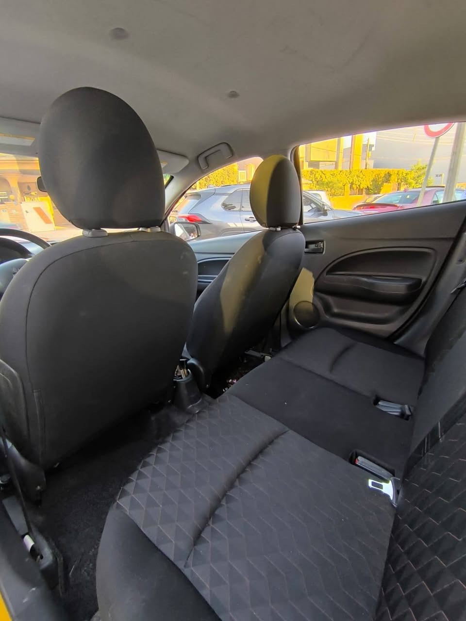 Mirage 2022

3 parcha peshi

Be naw grtin 
Airbag sukan 

V.3  sanawi nweya

30 hazar  km  chua

Ger otomatik

9400 $ أربيل, العراق


**إذا كنت صاحب هذا الإعلان وتريد حذفه لأي سبب، رجاءا أرسل رسالة إلى الدعم الفني**